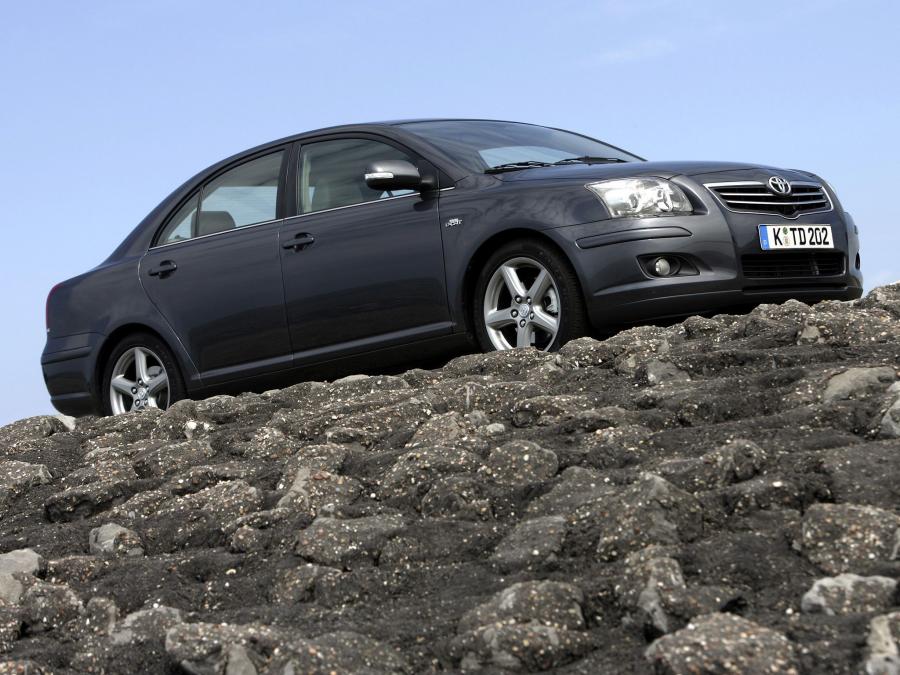  Toyota Avensis Sedan 2006 года  (фото 19 из 113)
